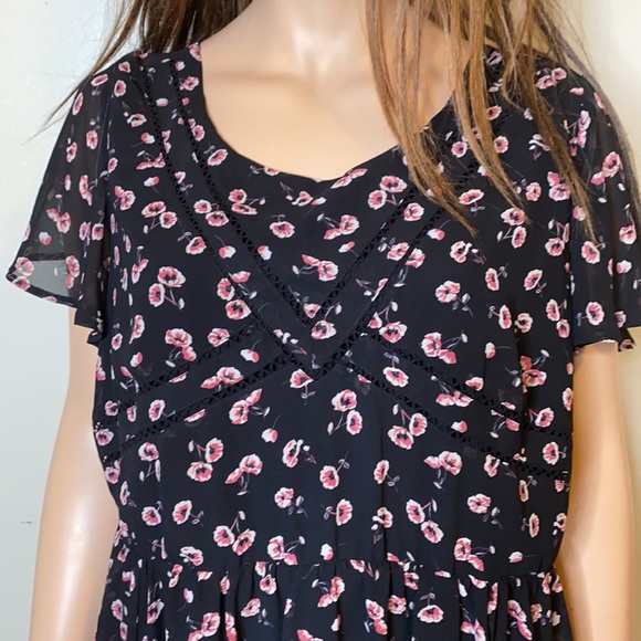Torrid 4X floral black dress - Picture 2 of 7